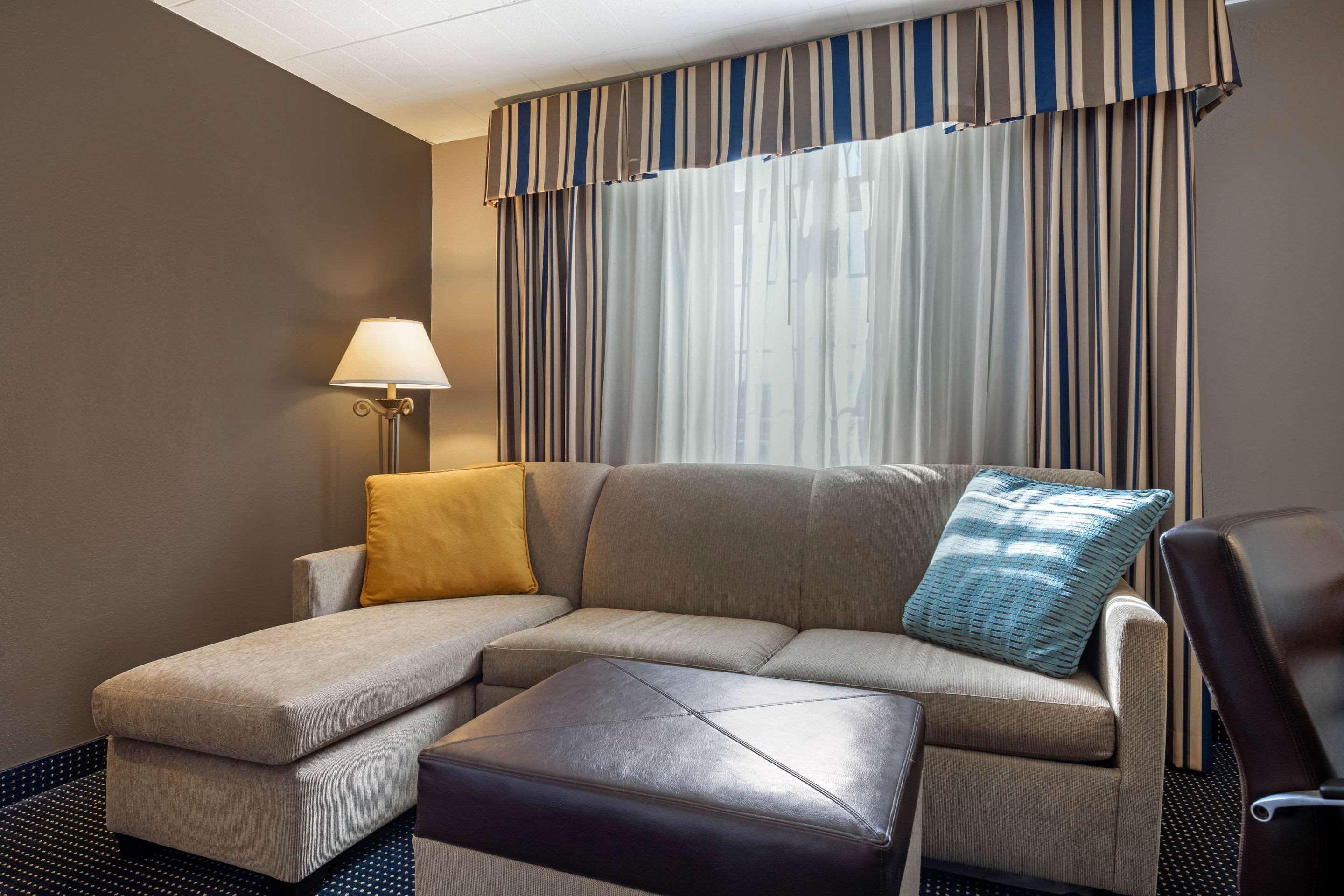 Clarion Hotel And Conference Center Harrisburg West New Cumberland Ngoại thất bức ảnh
