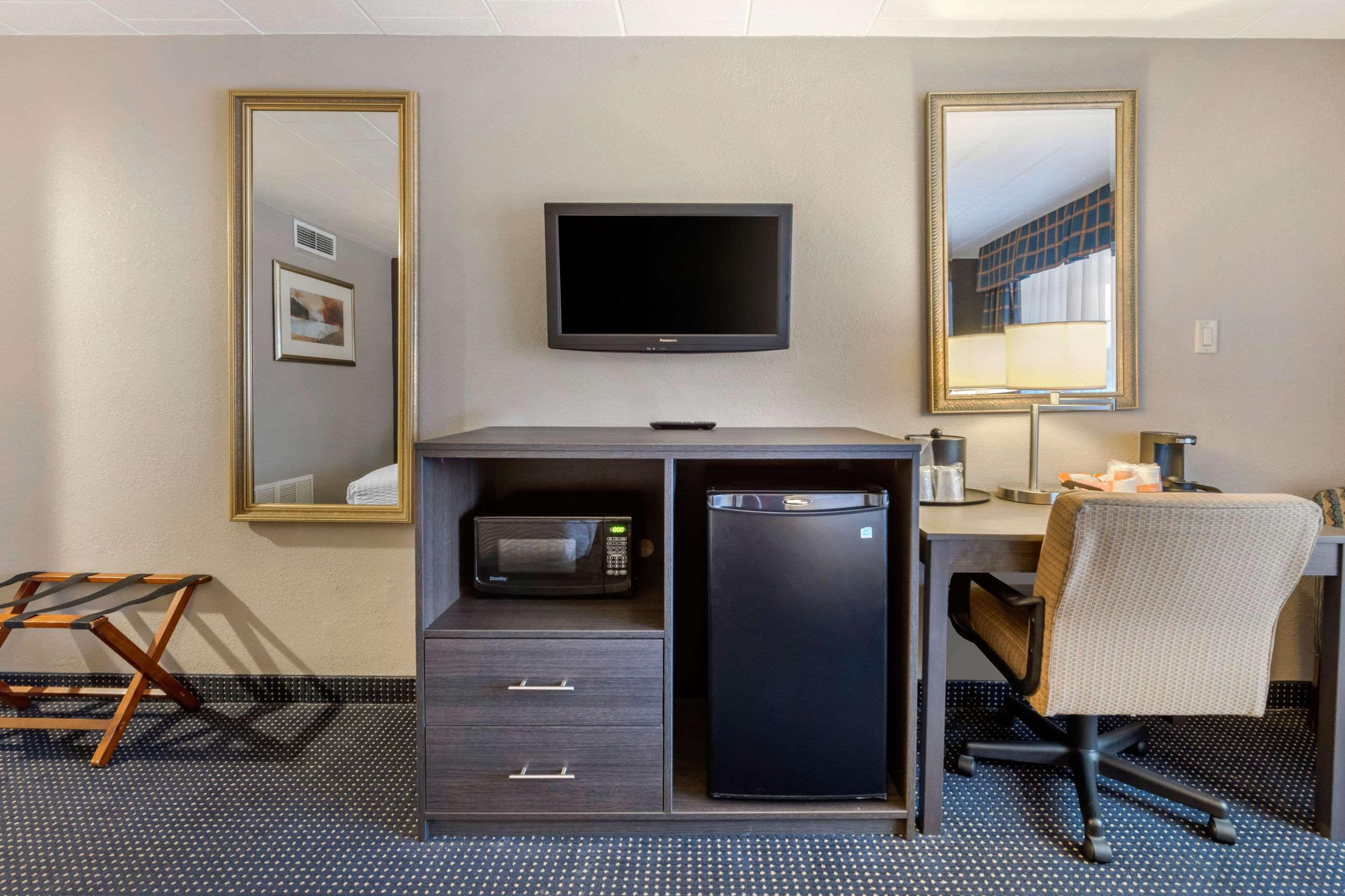 Clarion Hotel And Conference Center Harrisburg West New Cumberland Ngoại thất bức ảnh