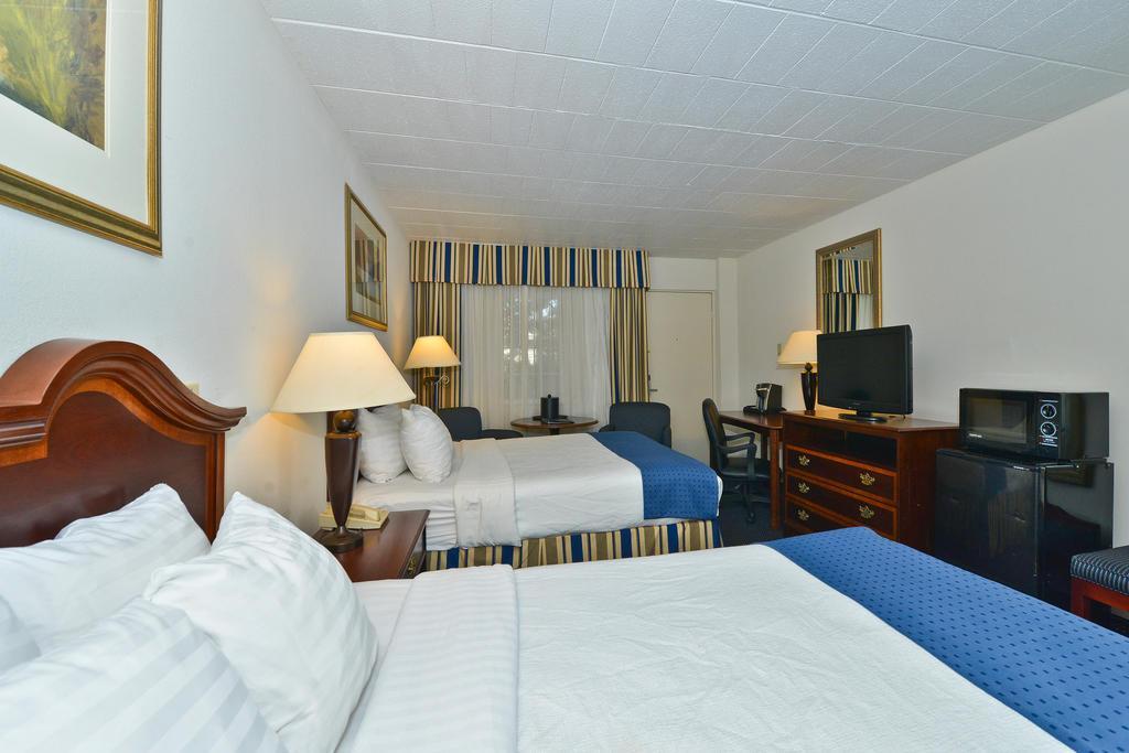 Clarion Hotel And Conference Center Harrisburg West New Cumberland Ngoại thất bức ảnh