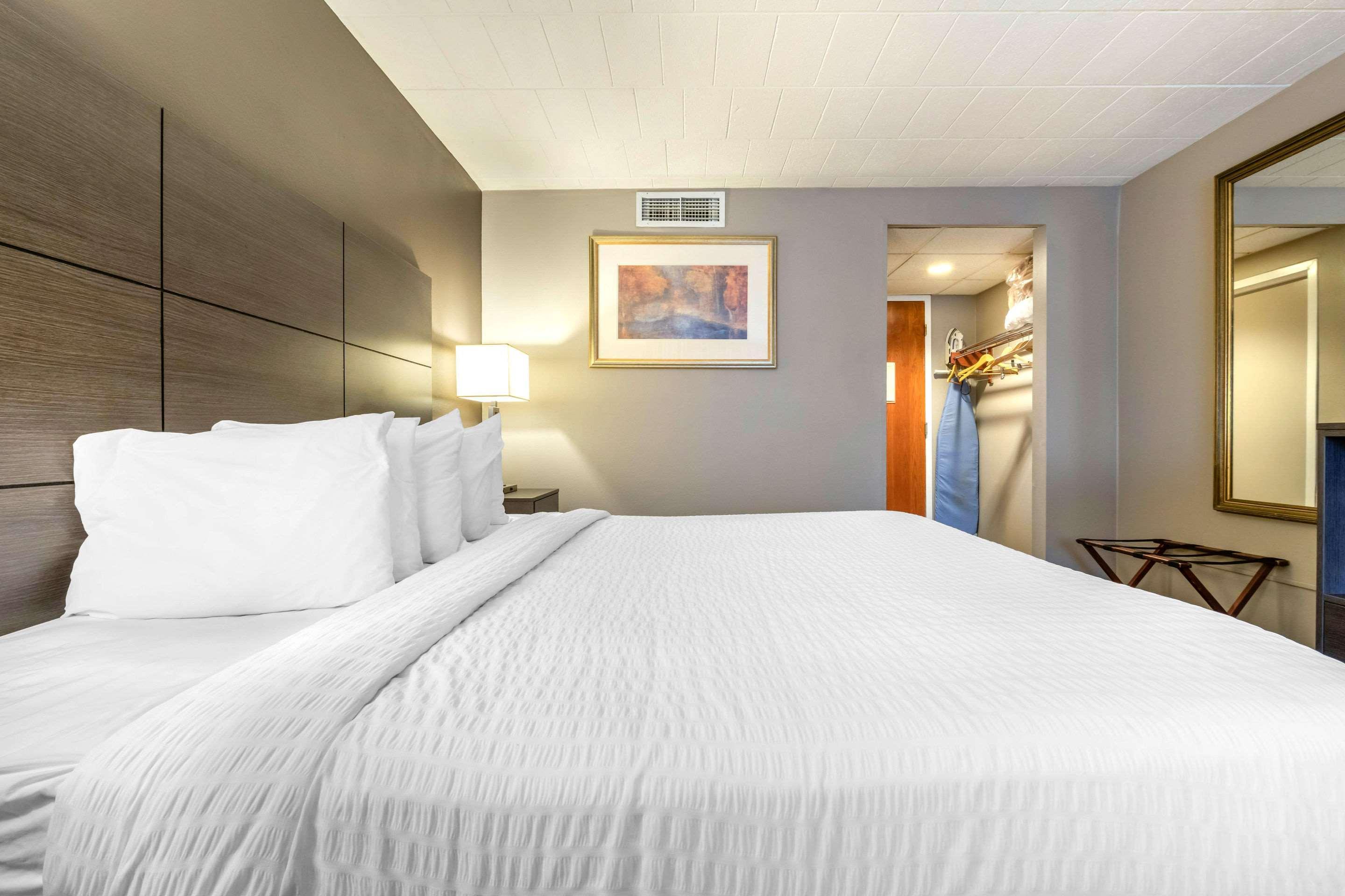 Clarion Hotel And Conference Center Harrisburg West New Cumberland Ngoại thất bức ảnh